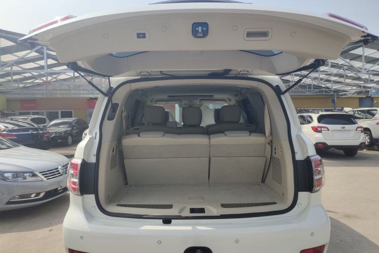 Used Nissan Patrol 2019 Y62 4.0L SE OPT with 18-inch Wheels – Middle East Trunk