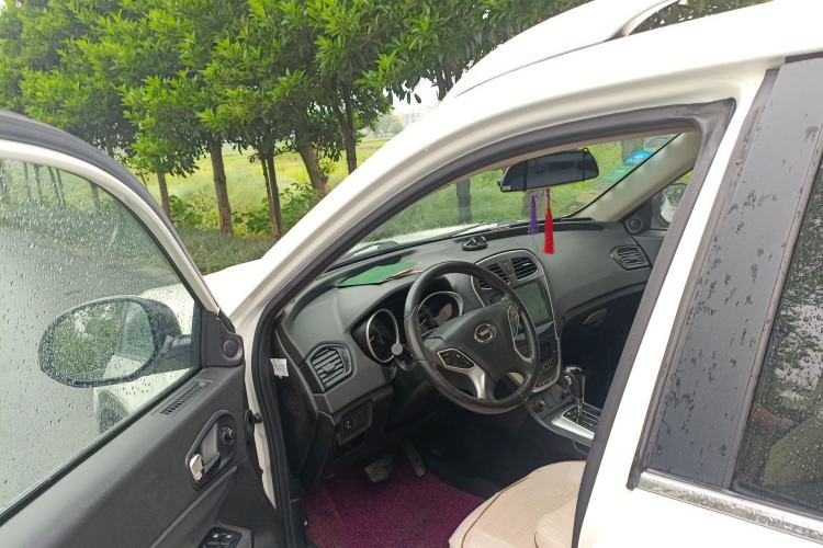 Used GAC Trumpchi GS5 2014 2.0L Automatic Two-Wheel Drive Deluxe Edition Driver Seat