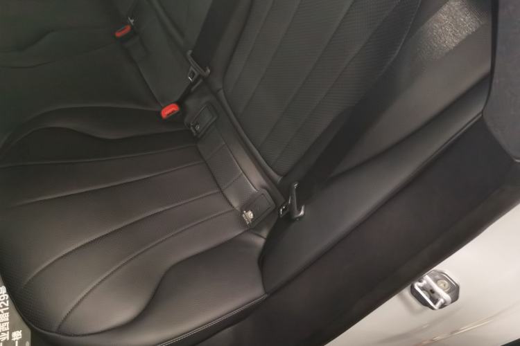 Used Mercedes-Benz EQE 2022 350 Pioneer Edition Left Rear Seat
