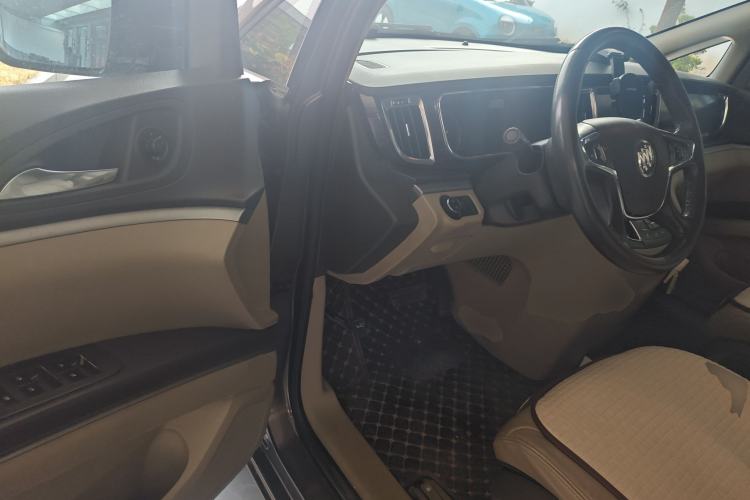 Used Buick GL8 2011 3.0L GT Luxury Business Haoya Edition