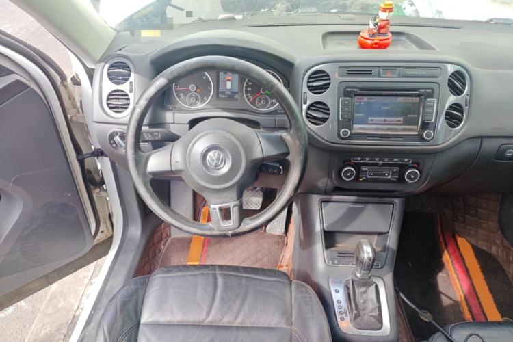 Used Volkswagen Tiguan 2012 2.0 TDI Comfort Edition Steering Wheel