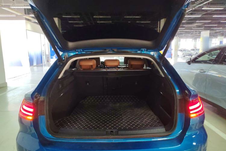 Used Volkswagen FAW-Volkswagen CC 2021 Estate Car 380TSI Vizion Edition Trunk