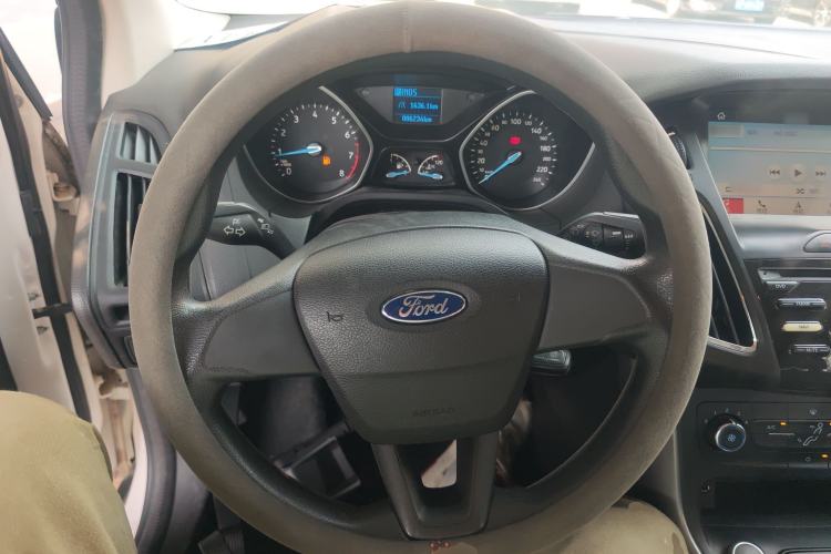 Used Ford Focus 2017 Hatchback 1.6L Automatic Comfort Plus SmartDrive Edition
