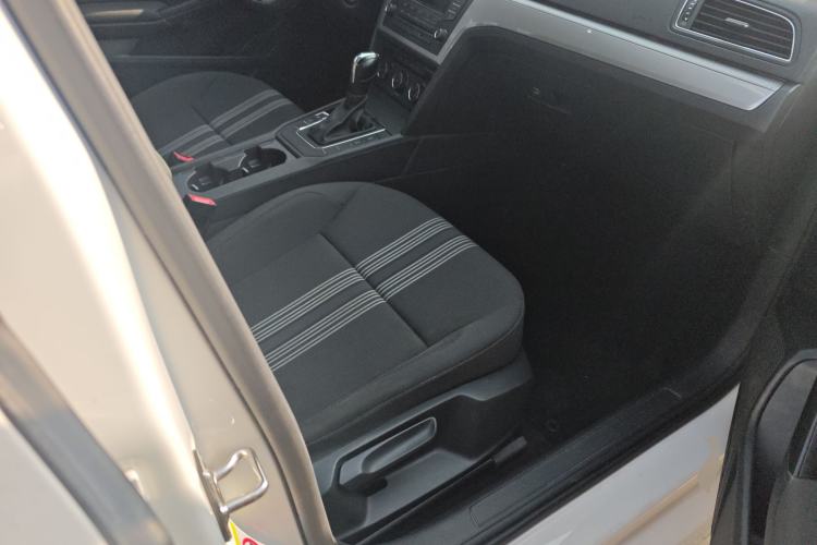 Used Volkswagen Lamando 2017 230TSI DSG Fashion Edition