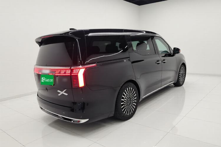 Used Zeekr 009 2024 7-Seater Walk-Through Version Four-Wheel Drive 108 kWh