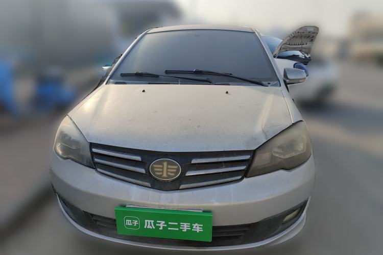 Used FAW Weizhi V5 2013 1.5L Manual Entry-Level Model China IV Standard
