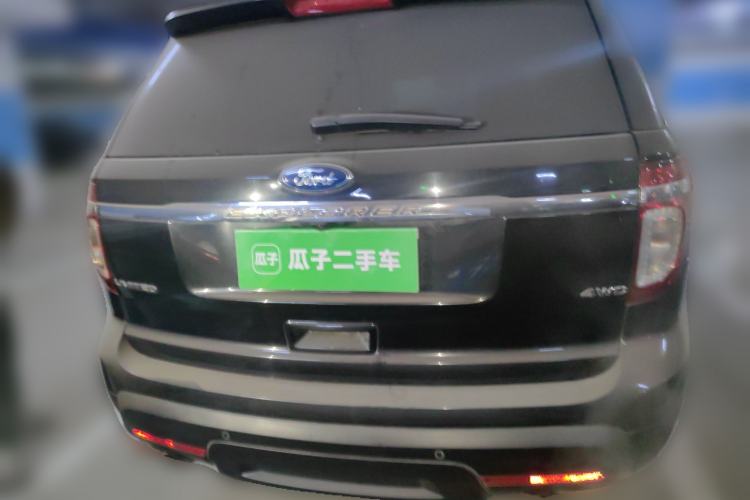 Used Ford Explorer 2013 3.5L Deluxe Model
