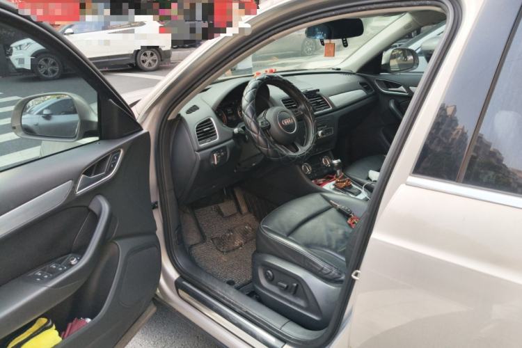 Used Audi Q3 2015 35 TFSI Comfort Model
