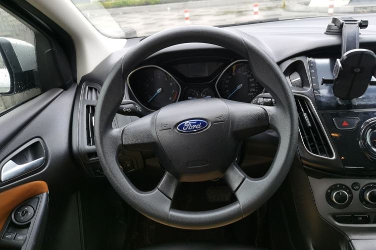 Used Ford Focus 2012 Hatchback 1.6L Automatic Comfort Model
