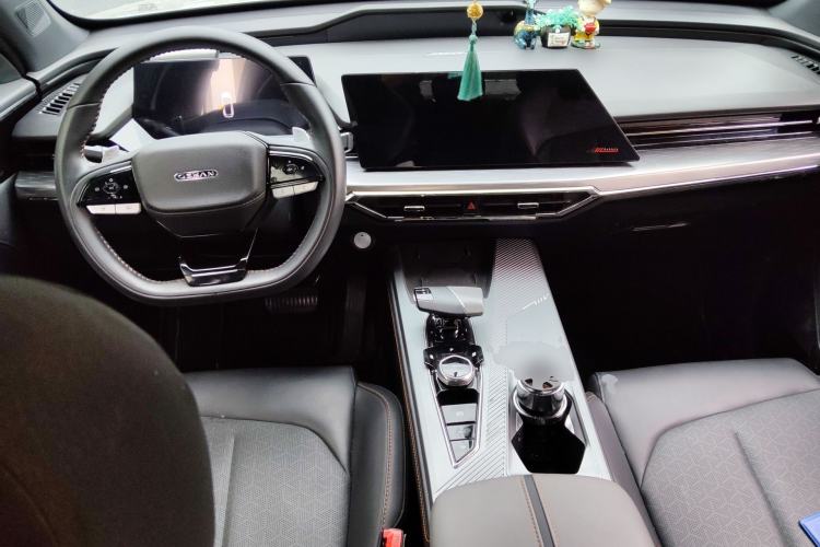 Used CHANGAN OSHAN Z6 New Energy 2023 ZhiDian iDD 150KM Flagship PLUS Center Console