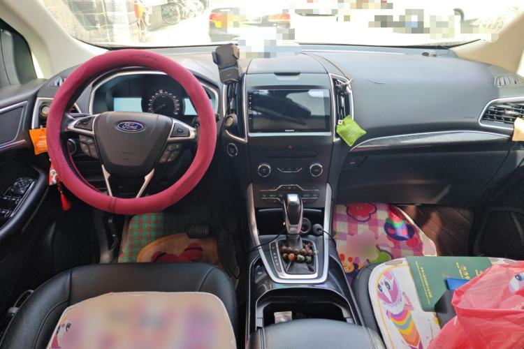 Used Ford Edge 2015 2.0T GTDi Two-Wheel-Drive High-Line Version