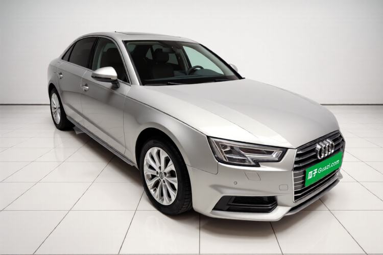 Used Audi A4L 2019 40 TFSI Ambition China VI
