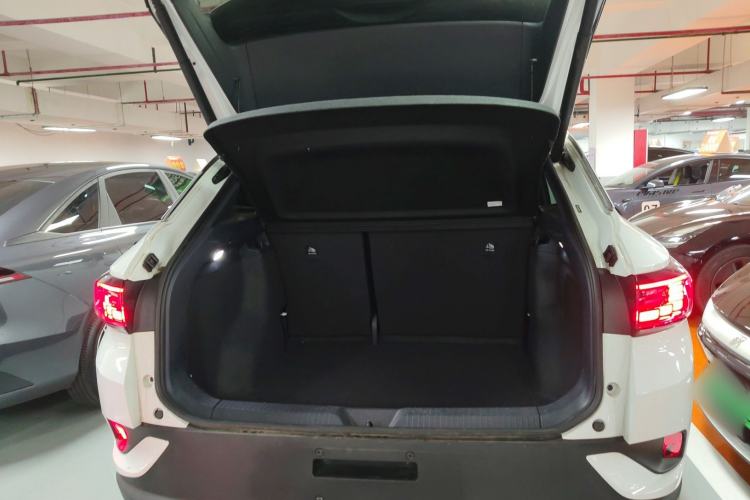 Used Volkswagen ID.4 CROZZ 2022 Long-Range PURE+ Edition
