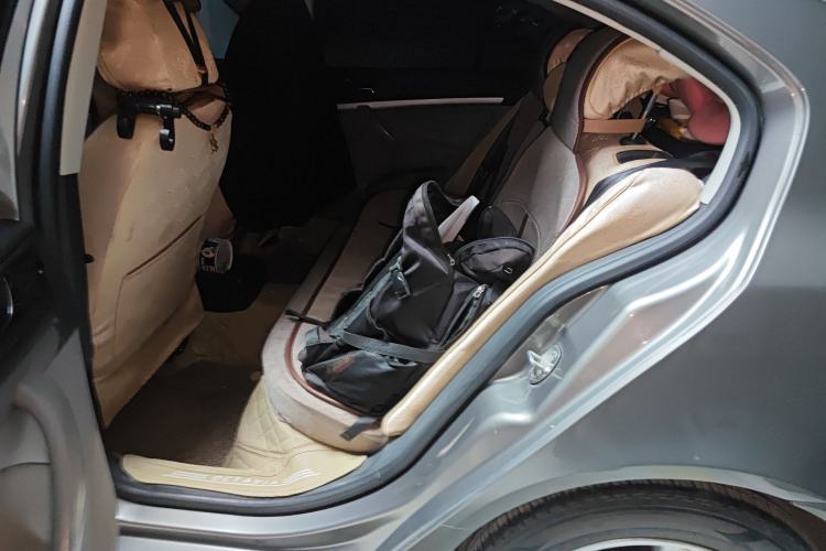 Used Skoda Octavia 2015 Classic Model 1.6L Manual Eado Version
