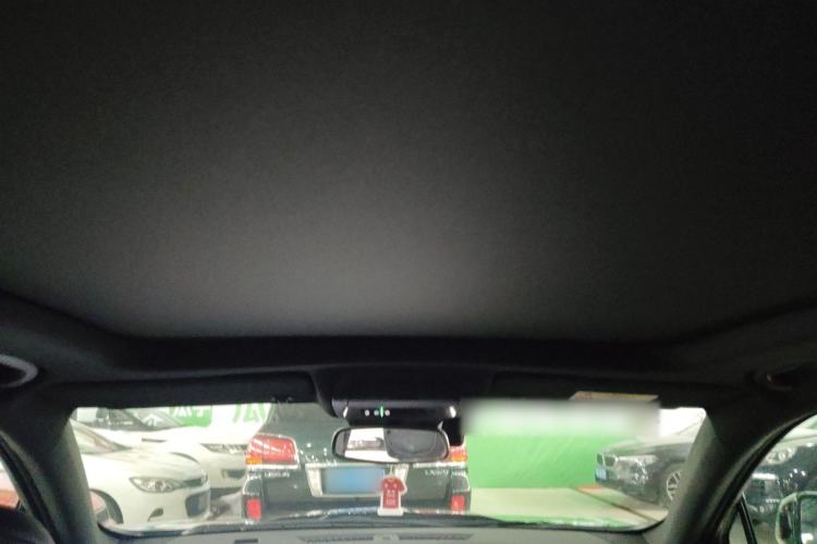 Used Cadillac XT4 2024 28T Two-Wheel-Drive Luxury Version Headliner