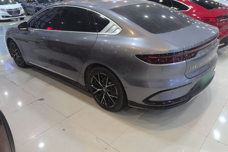 Used BYD Han 2022 EV Genesis Edition 610KM All-Wheel Drive Premium Model