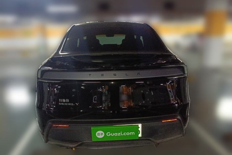 Used Tesla Model Y 2025 Rear-Wheel-Drive Version
