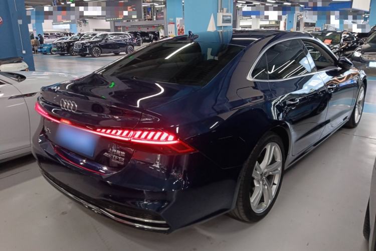 Used Audi A7L 2024 45TFSI quattro S-line Visionary Edition Flow Crystal Package