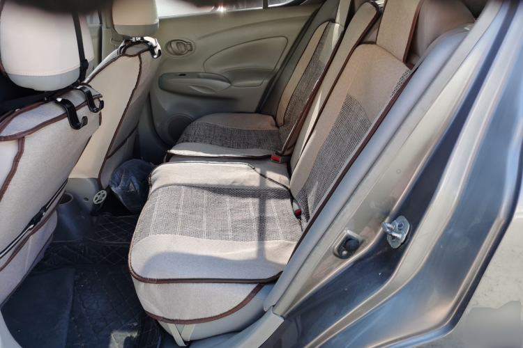 Used Nissan Sunny 2015 1.5XE Manual Comfort Edition
