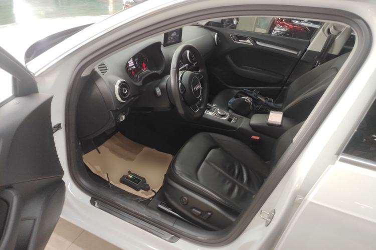 Used Audi A3 2014 Sportback 35 TFSI Automatic Comfort Model
