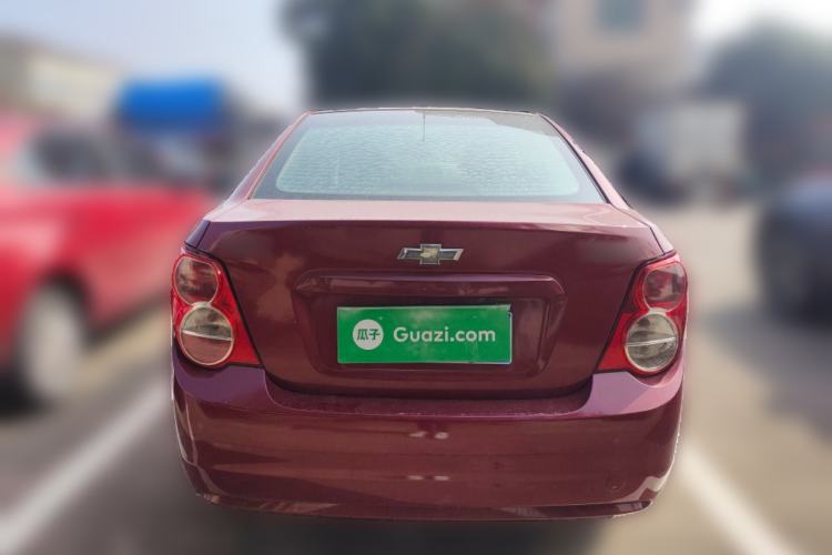 Used Chevrolet Aveo Sonic 2011 Sedan 1.4L MT SL