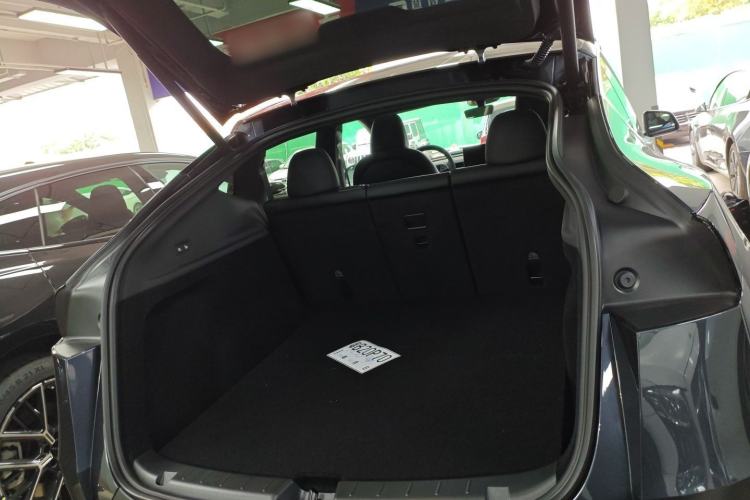 Used Tesla Model Y 2026 Long-Range All-Wheel-Drive Model