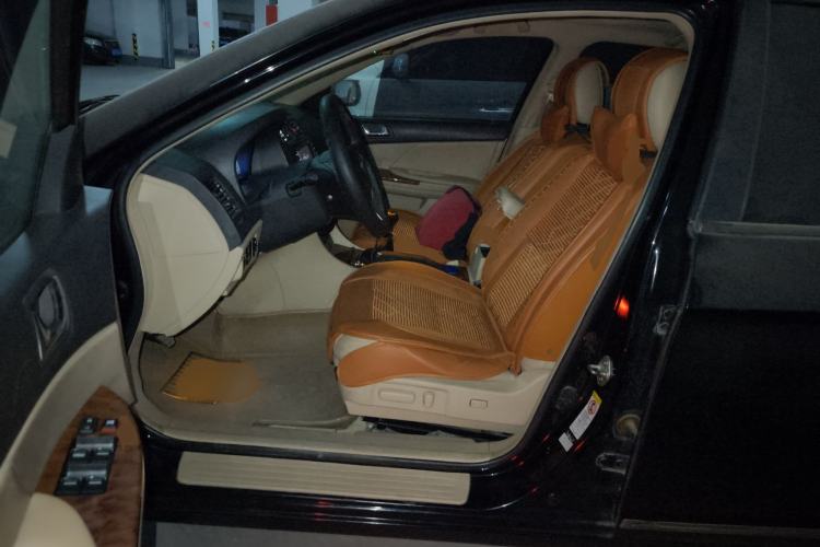 Used BYD G6 2011 1.5T Manual Luxury Edition
