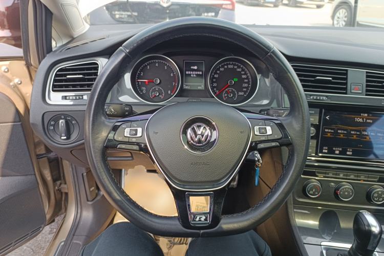 Used Volkswagen Golf 2019 280TSI DSG Comfort Version China VI Standard
