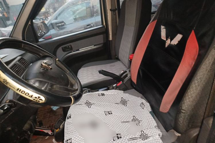 Used Wuling Rongguang 2020 1.5L Extended Basic Version China VI Standard L3C Left Front Seat