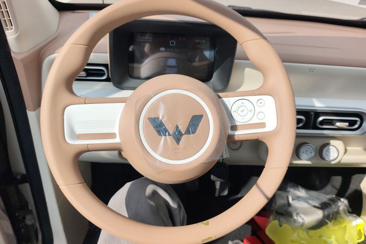 Used Wuling Hongguang MINIEV 2024 3rd Generation 215km Youth Edition Steering Wheel