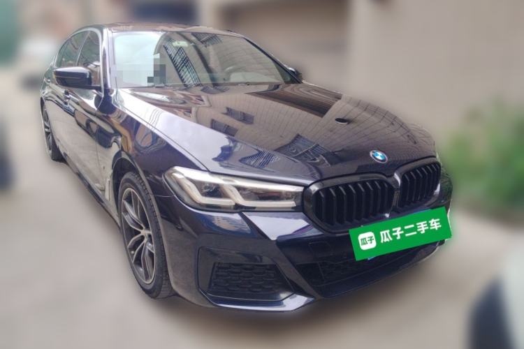 Used BMW 5 Series 2021 525Li M Sport Package Front Right 45 Deg