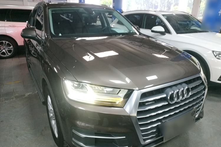 Used Audi Q7 2018 40 TFSI Comfort Model Front