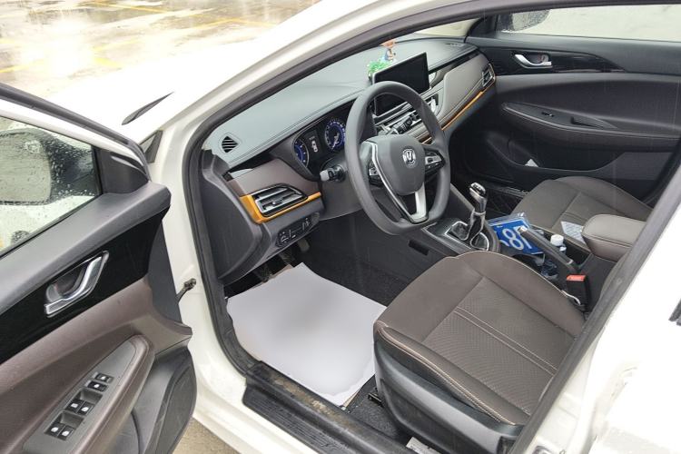 Used CHANGAN Eado DT 2018 1.6L Manual Comfort Model
