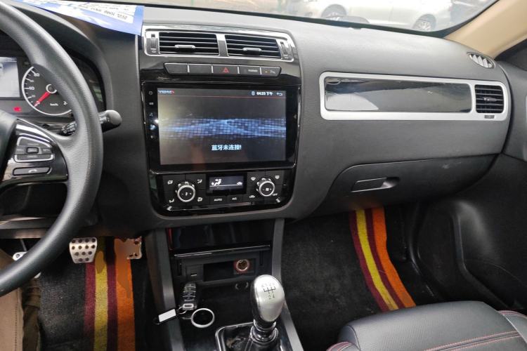 Used Yema T70 2016 Upgraded Model 1.5T Manual Luxury Version