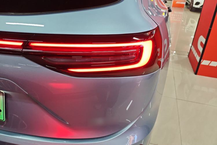 Used Hima AITO M7 2024 1.5T Intelligent Driving All-Wheel Drive Pro Version 5 Seats Ternary Lithium Battery Right Rear Taillight