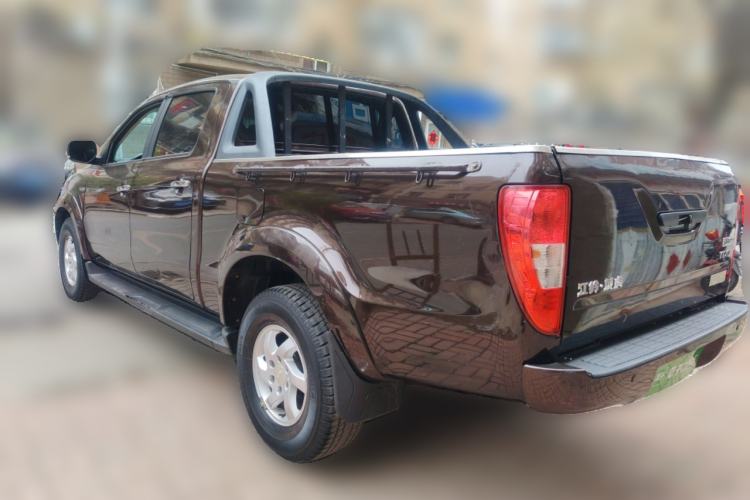 Used JMC Yuhu 5 2018 2.4T Classic Edition Diesel Manual 4x4 Luxury Long-Wheelbase JX4D24A5L