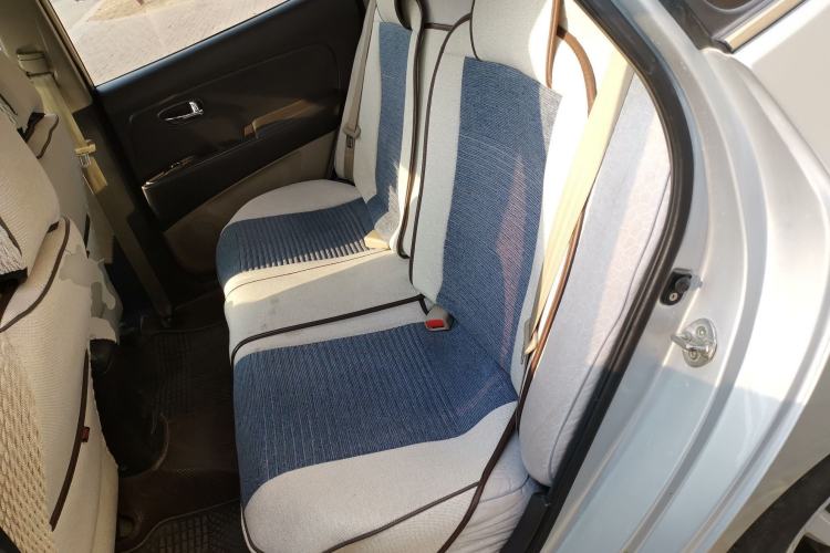 Used Hyundai Celesta 2011 1.6L Manual Luxury Model
