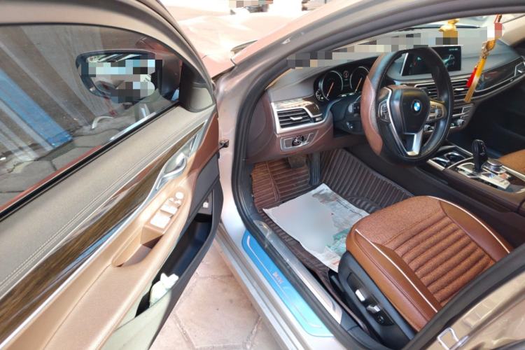 Used BMW 7 Series 2017 730Li Leading Model
