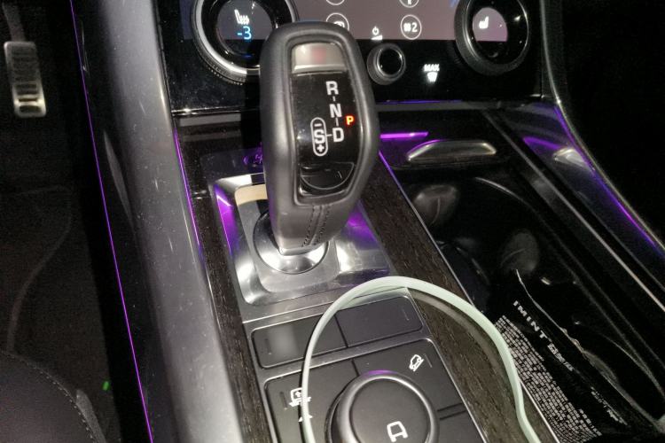 Used Land Rover Range Sport 2019 3.0 L6 HSE DYNAMIC Gear Lever