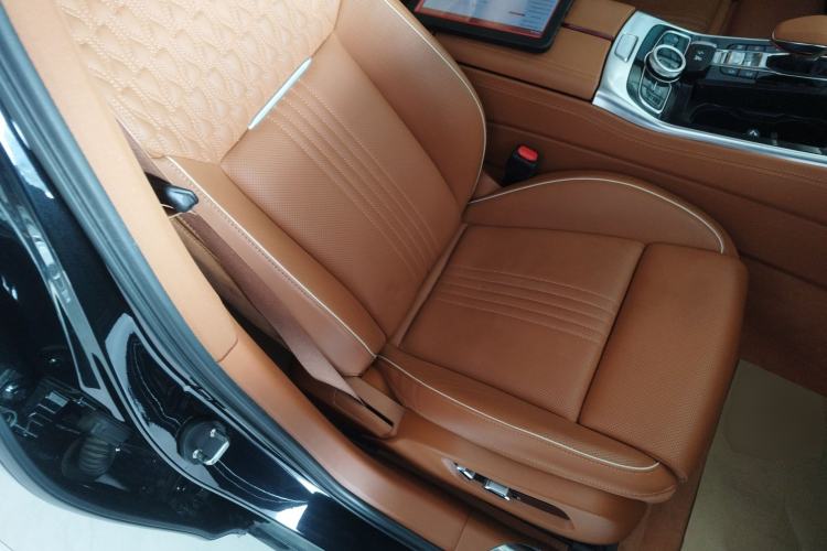 Used Hongqi H9 2020 2.0T Smart Connect Flagship Edition

