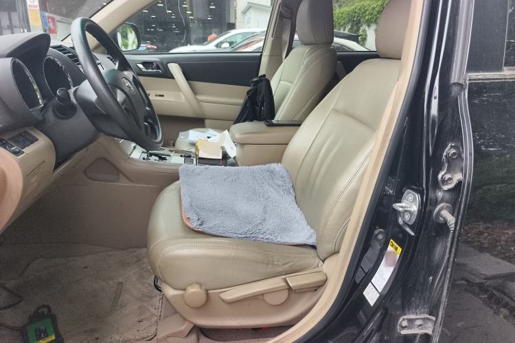 Used Toyota Highlander 2012 2.7L 2WD 5-Seater Elite Edition
