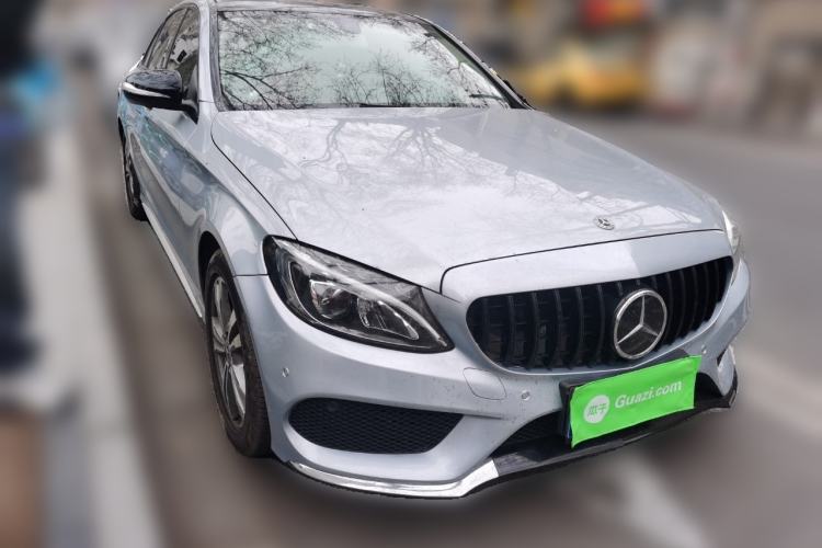 Used Mercedes-Benz C-Class 2017 Facelift C 200 L Sport Edition Front Right 45 Deg