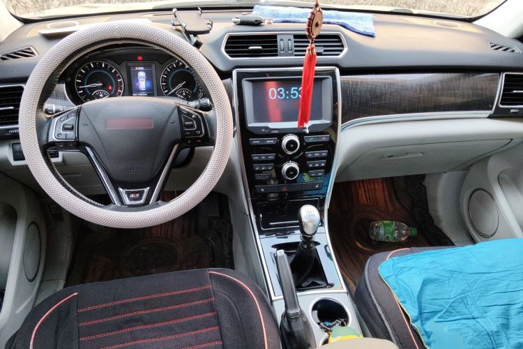 Used Haval H2 2014 1.5T Manual Two-Wheel Drive Elite Edition