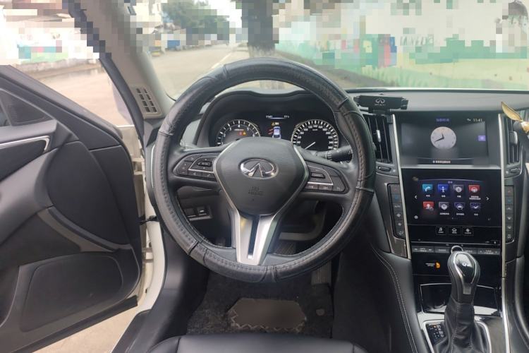 Used Infiniti Q50L 2018 2.0T Comfort Edition China VI Standard

