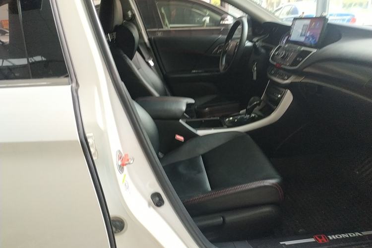 Used Honda Accord 2015 2.0L LX Comfort Edition