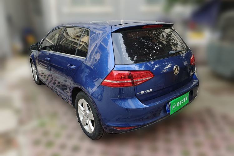 Used Volkswagen Golf 2014 1.4TSI Automatic Luxury Model Rear Left 45 Deg