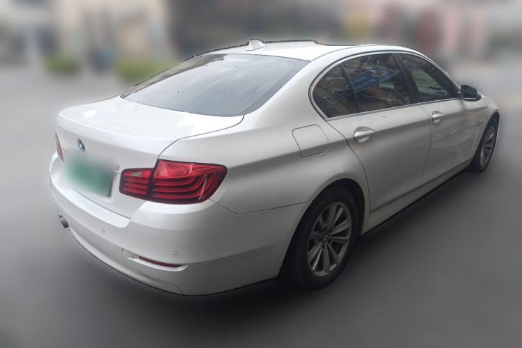 Used BMW 5 Series 2017 520Li Elegant Edition Rear Right 45 Deg