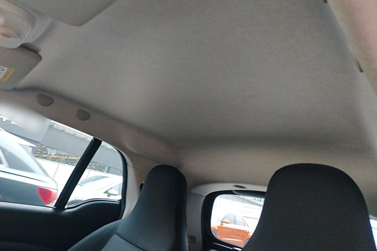 Used smart fortwo 2015 1.0L 52 kW hardtop Dynamic version
