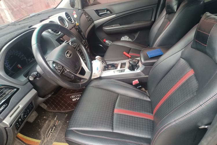 Used BYD S7 2015 2.0T Automatic Prestige Model