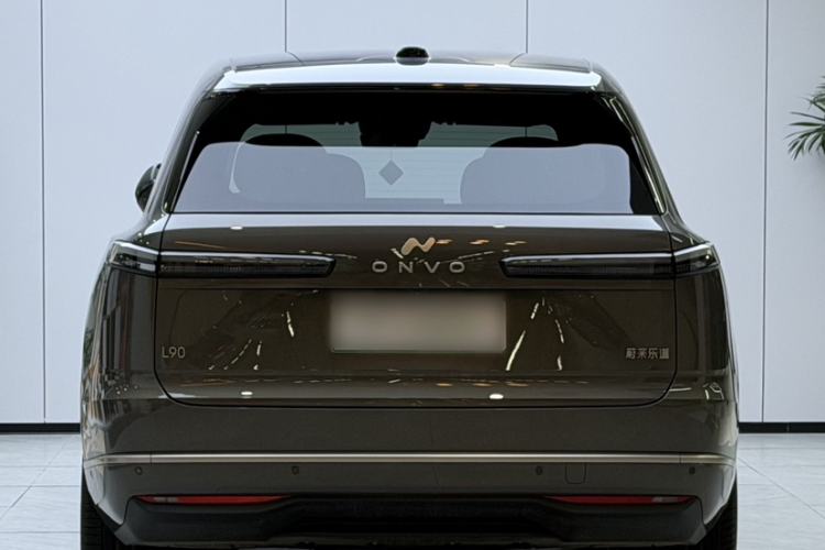 Used ONVO Luxeed L90 2025 Model—Max Six-Seater Version
